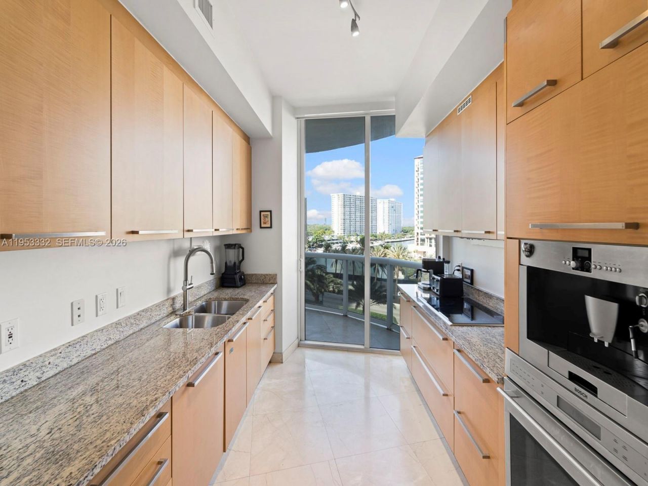 15901 Collins Ave , Unit 405, Sunny Isles Beach, FL 33160 Photo
