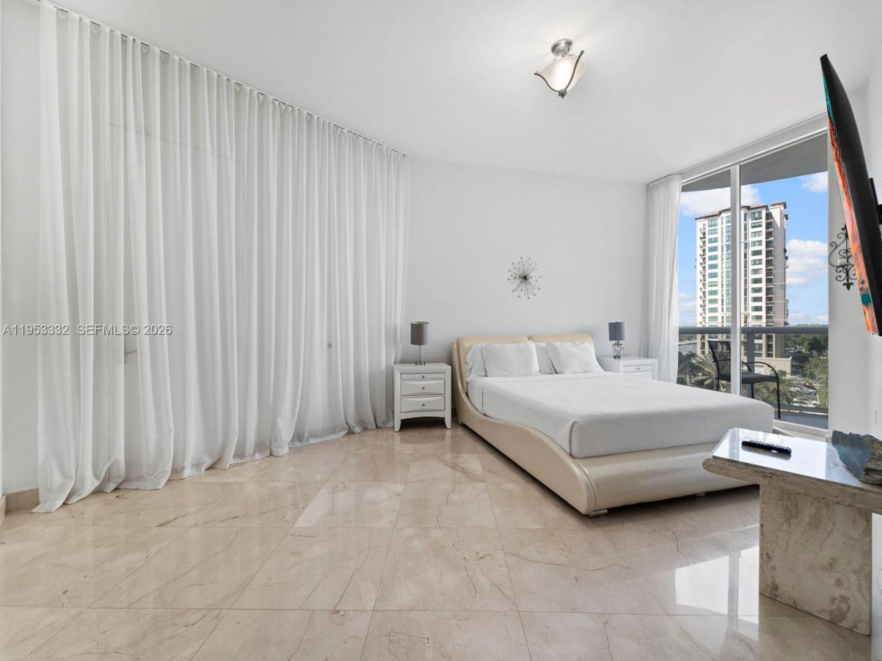 15901 Collins Ave , Unit 405, Sunny Isles Beach, FL 33160 Photo