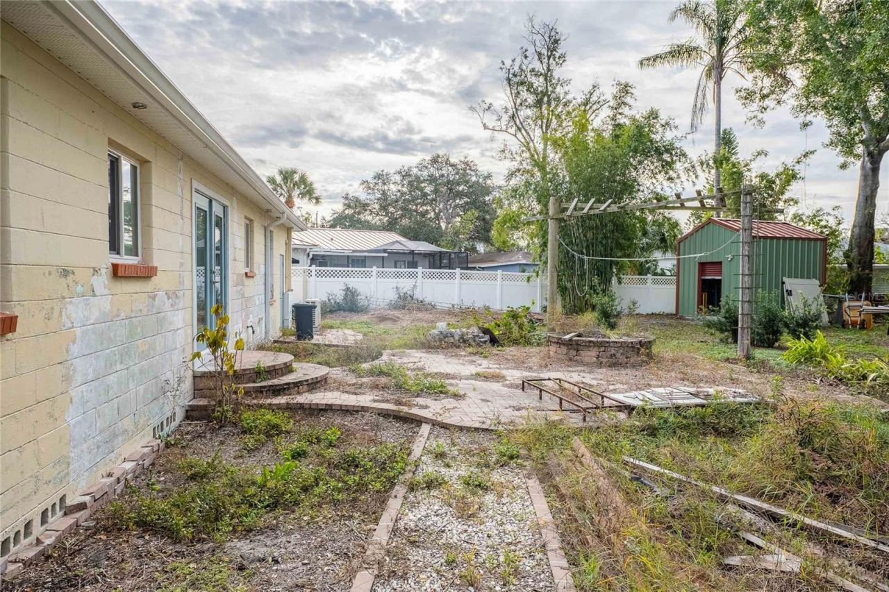 6213 Sanders Drive, Tampa, FL 33611 Photo