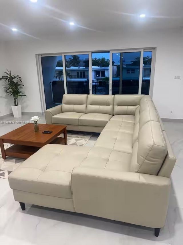 3822 NE 171st St, Unit 3822, North Miami Beach, FL 33160 Photo