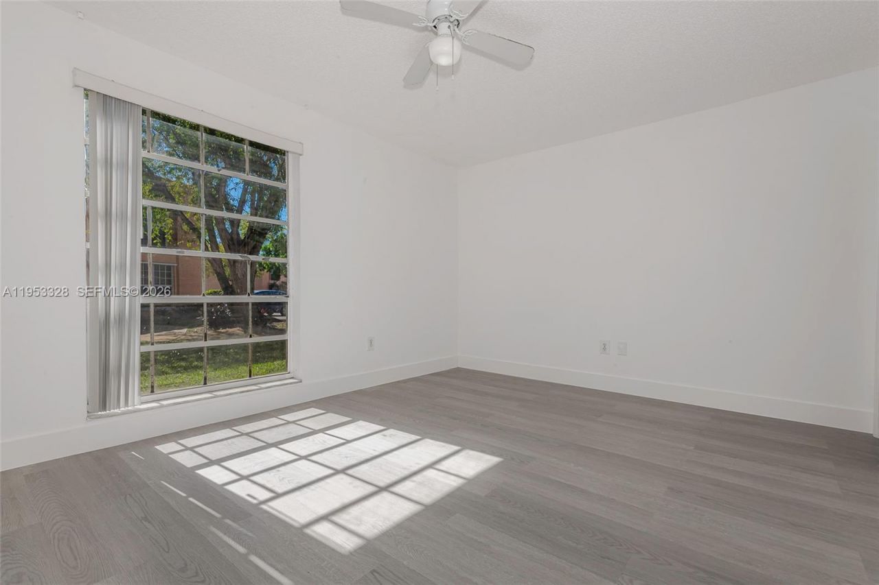 7121 Miami Lakes Dr, Unit Q3, Miami Lakes, FL 33014 Photo