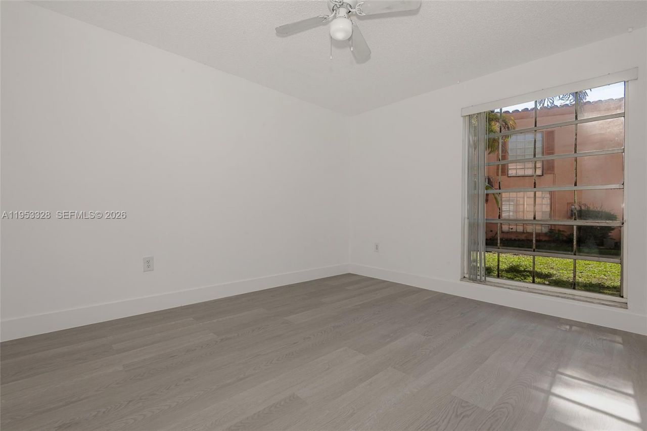 7121 Miami Lakes Dr, Unit Q3, Miami Lakes, FL 33014 Photo