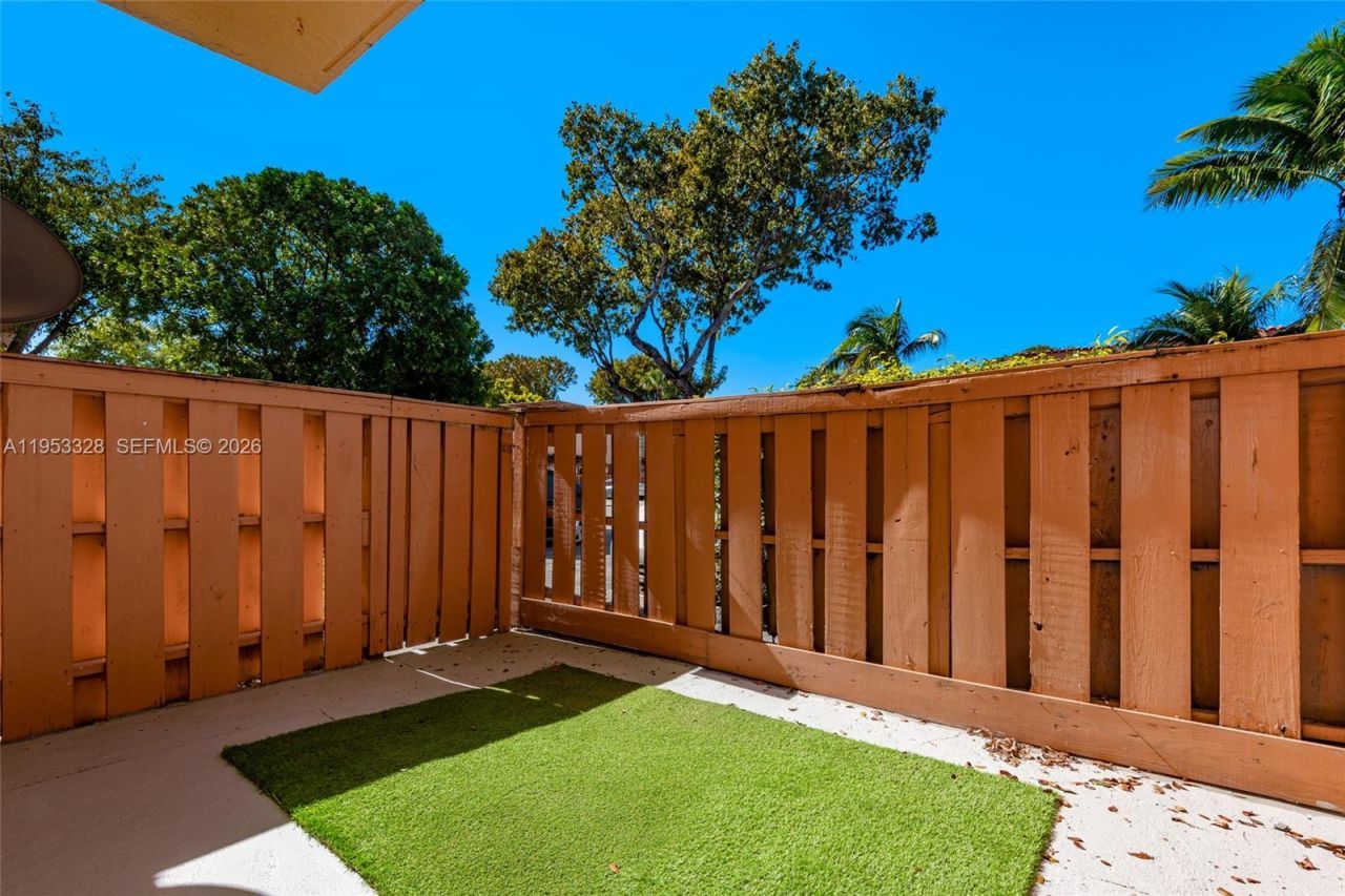 7121 Miami Lakes Dr, Unit Q3, Miami Lakes, FL 33014 Photo