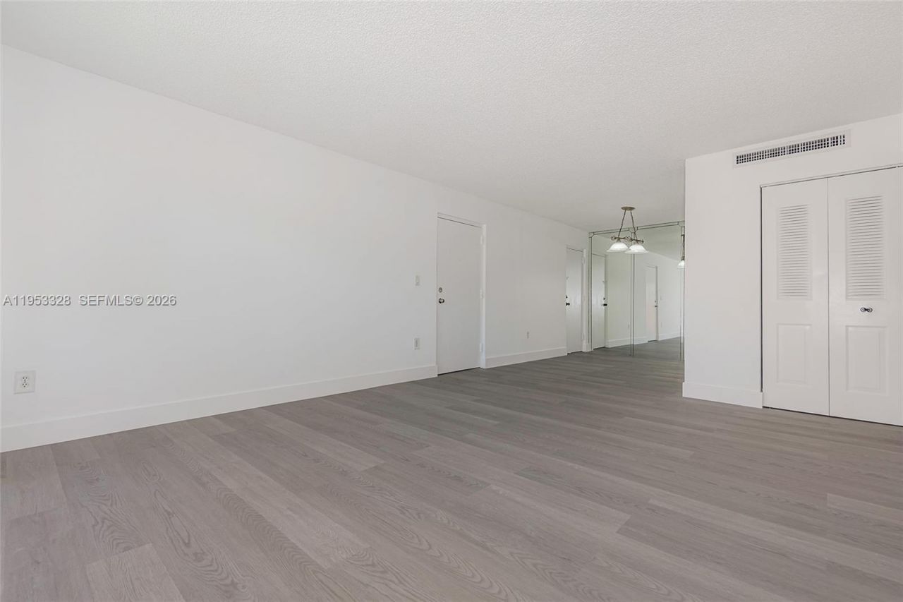 7121 Miami Lakes Dr, Unit Q3, Miami Lakes, FL 33014 Photo