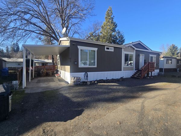 22071 Highway 62, Unit # 40, Shady Cove, OR 97539