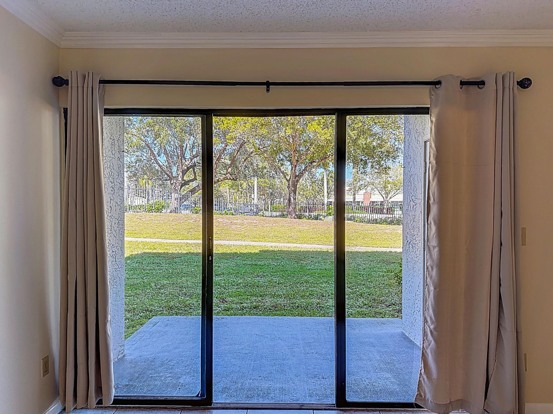 9022 W Atlantic Boulevard, Unit 214, Coral Springs, FL 33071 Photo