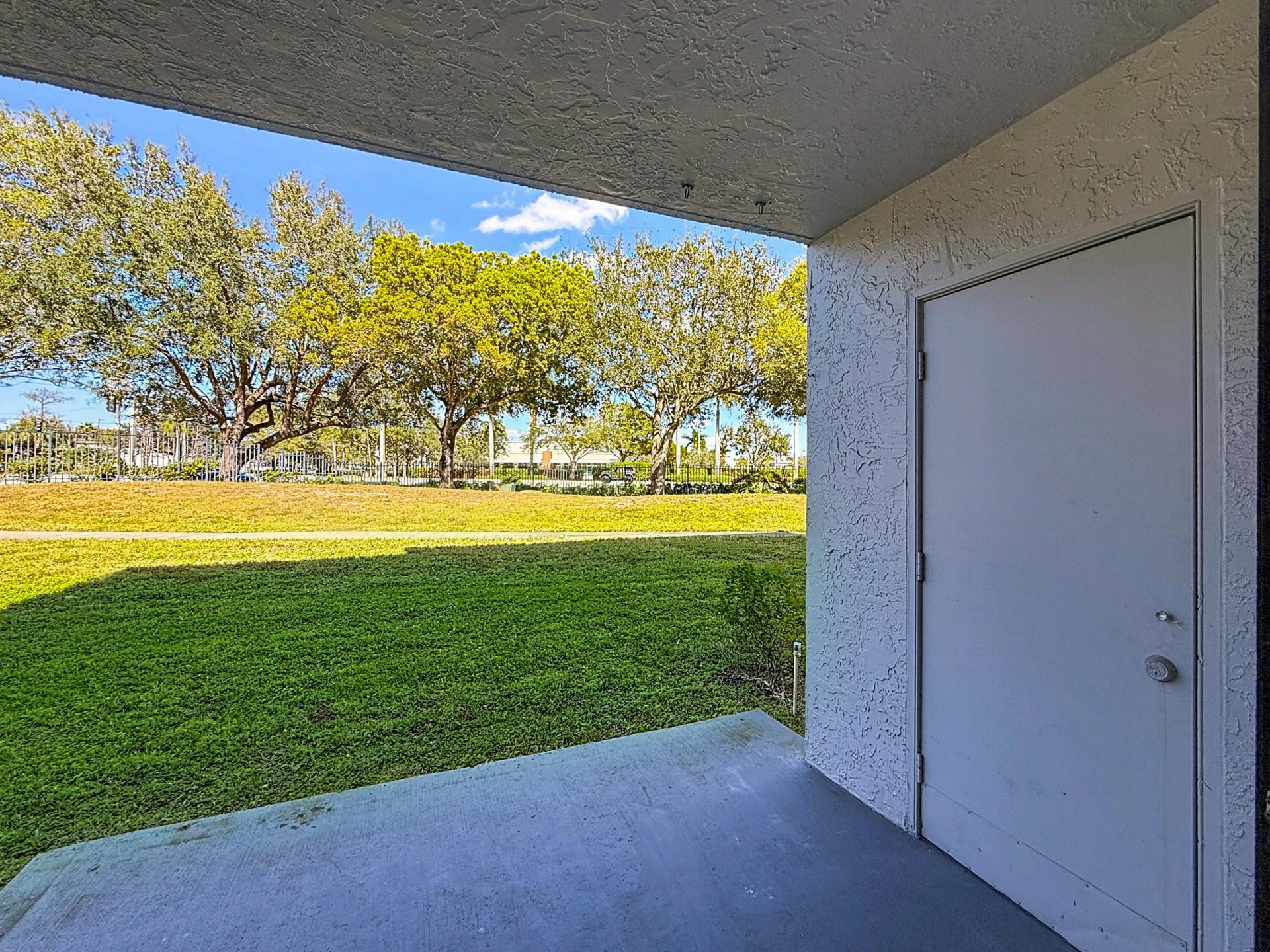 9022 W Atlantic Boulevard, Unit 214, Coral Springs, FL 33071 Photo