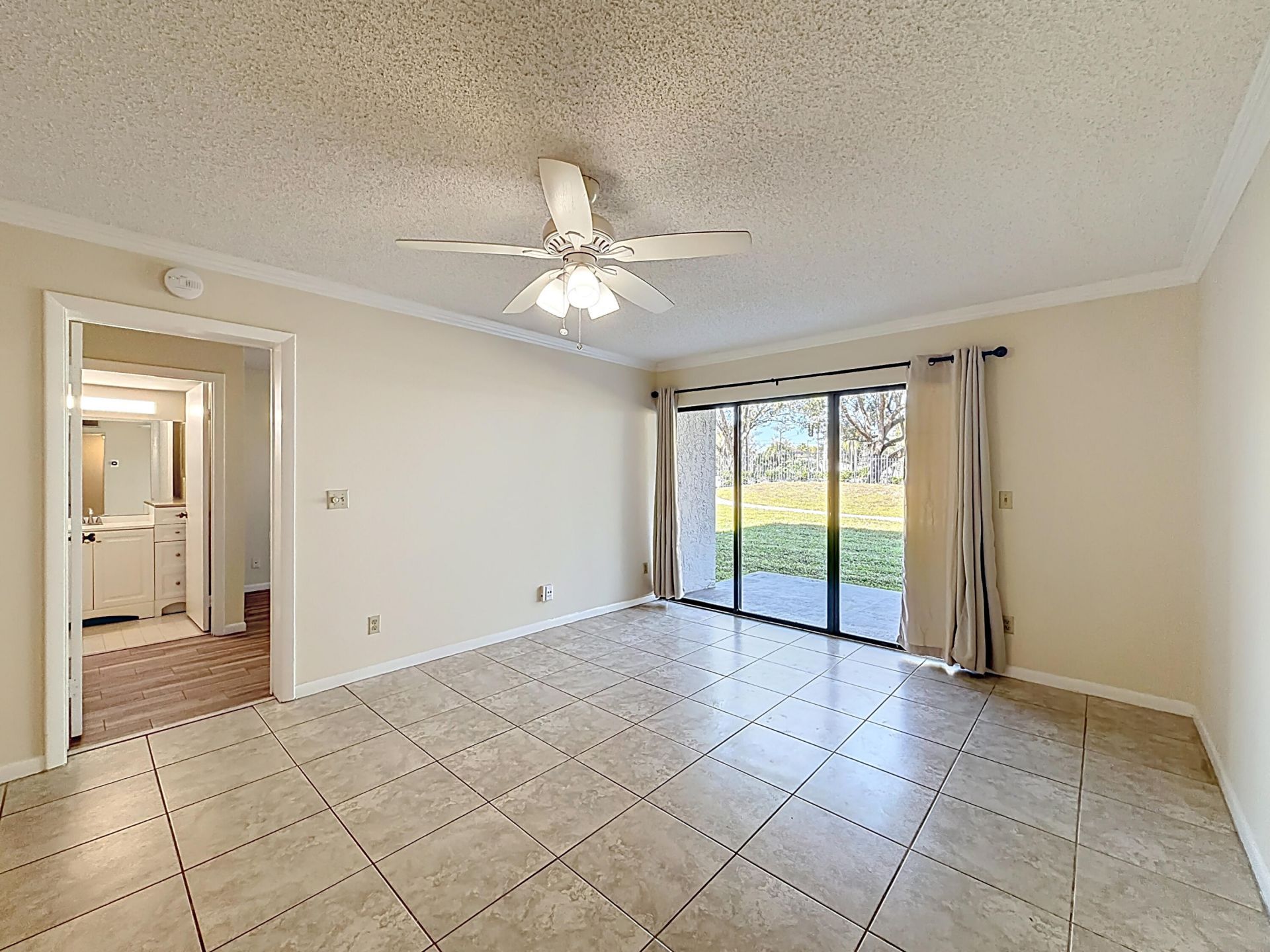 9022 W Atlantic Boulevard, Unit 214, Coral Springs, FL 33071 Photo