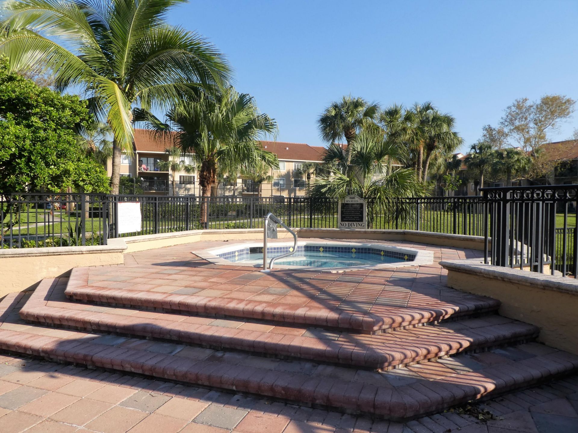 9022 W Atlantic Boulevard, Unit 214, Coral Springs, FL 33071 Photo