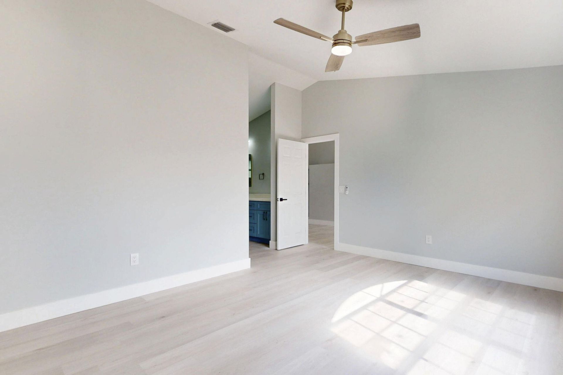 125 NE Jettie Terrace, Port Saint Lucie, FL 34983 Photo