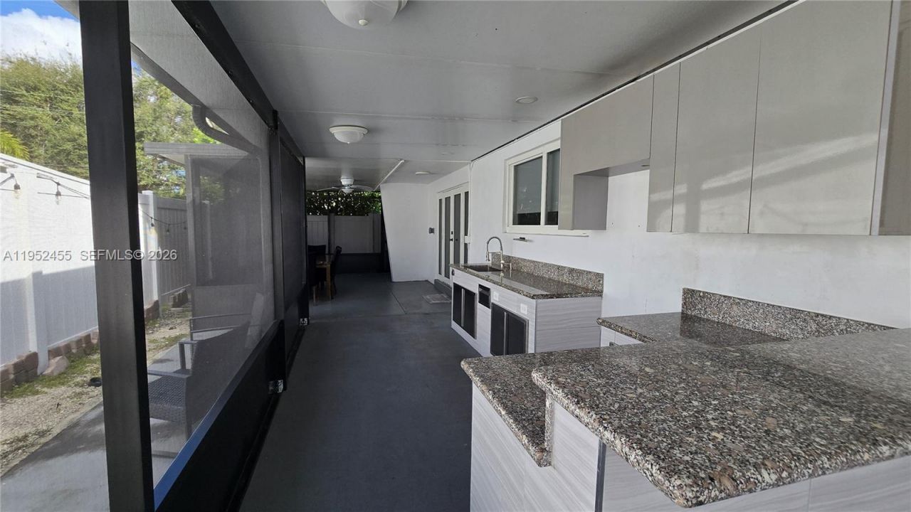 Please Call For Address, Hollywood, FL 33024 Photo