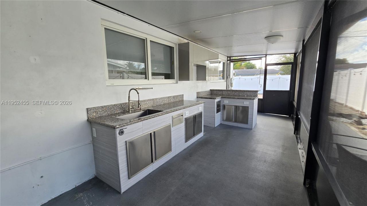 Please Call For Address, Hollywood, FL 33024 Photo