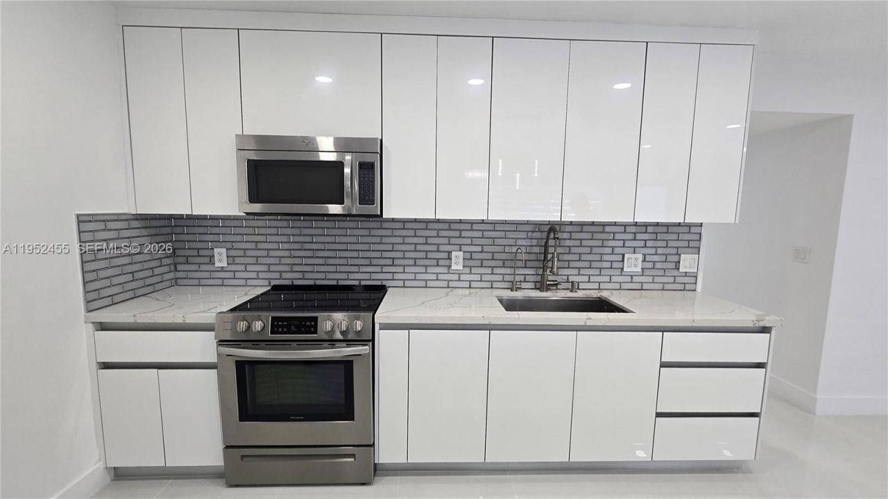 Please Call For Address, Hollywood, FL 33024 Photo