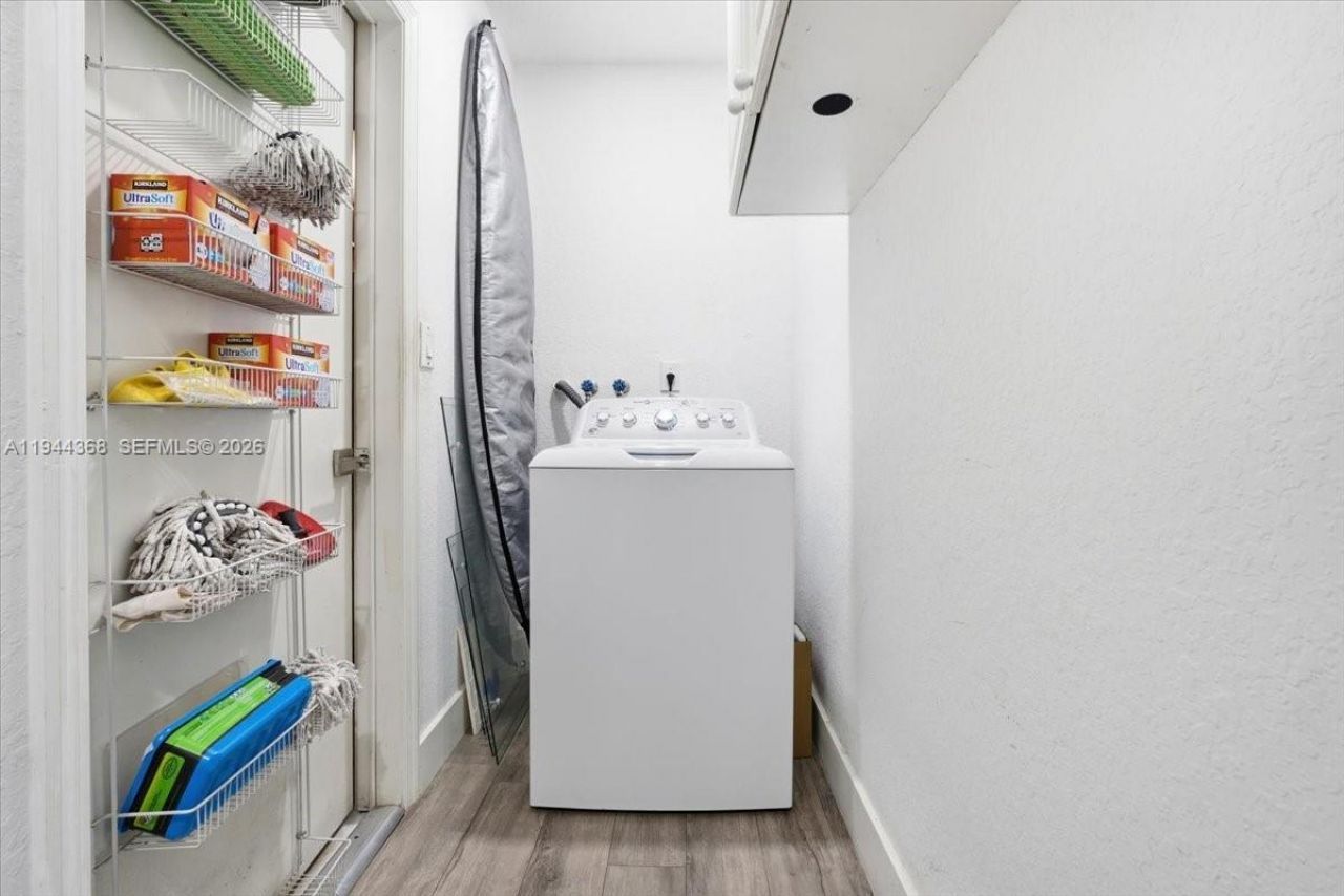 11372 NW 72nd Ter, Doral, FL 33178 Photo