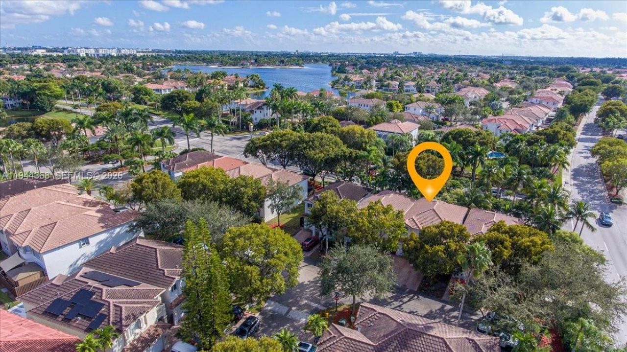 11372 NW 72nd Ter, Doral, FL 33178 Photo