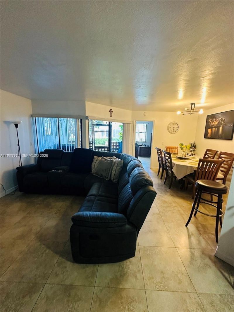 1211 S Independence Dr, Unit 1211G, Homestead, FL 33034 Photo