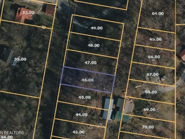 904 County Rd, Etowah, TN 37331