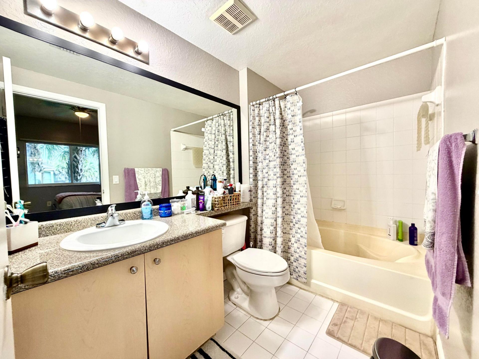 330 Crestwood Circle N, Unit 202, Royal Palm Beach, FL 33411 Photo