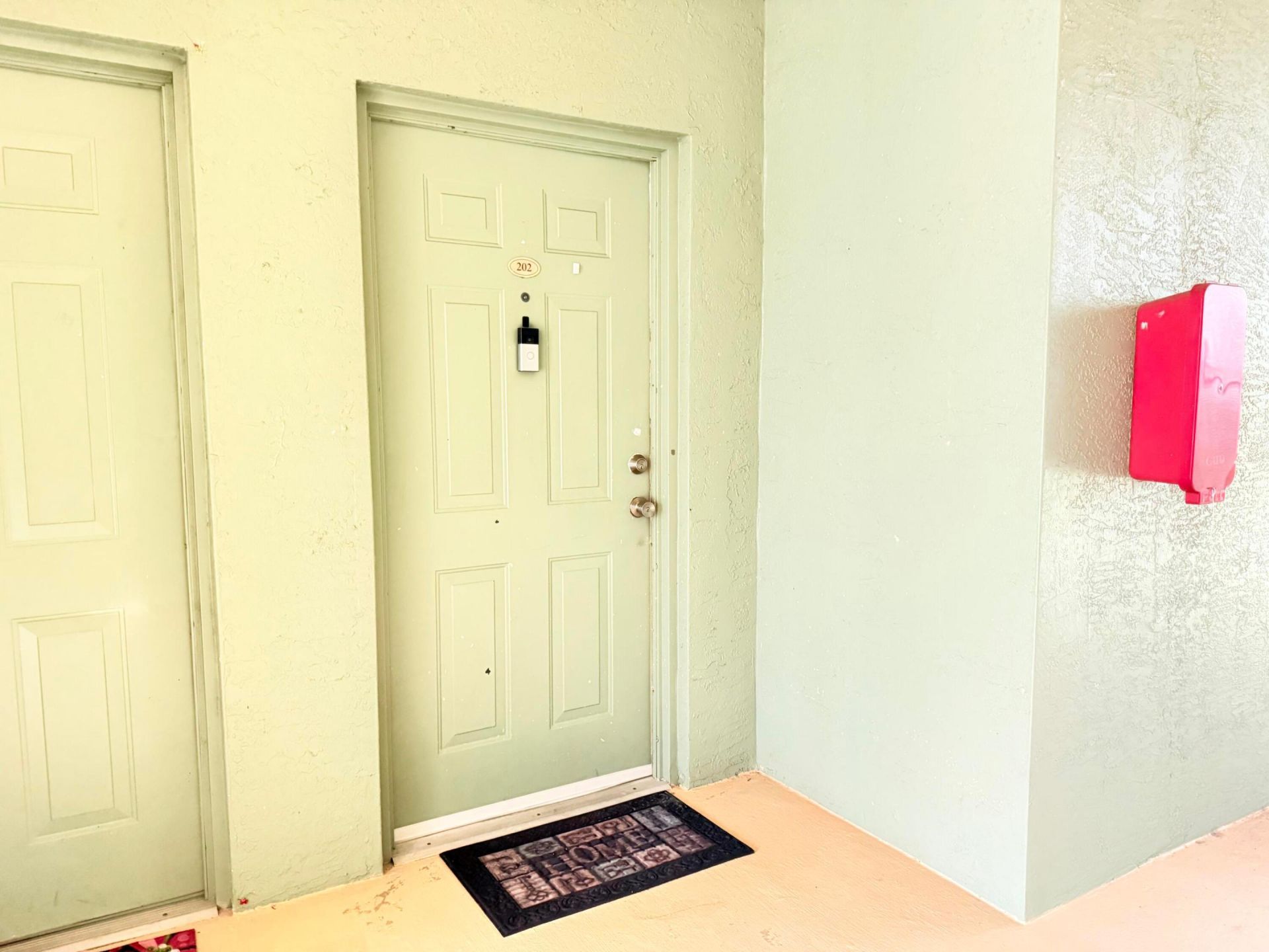 330 Crestwood Circle N, Unit 202, Royal Palm Beach, FL 33411 Photo