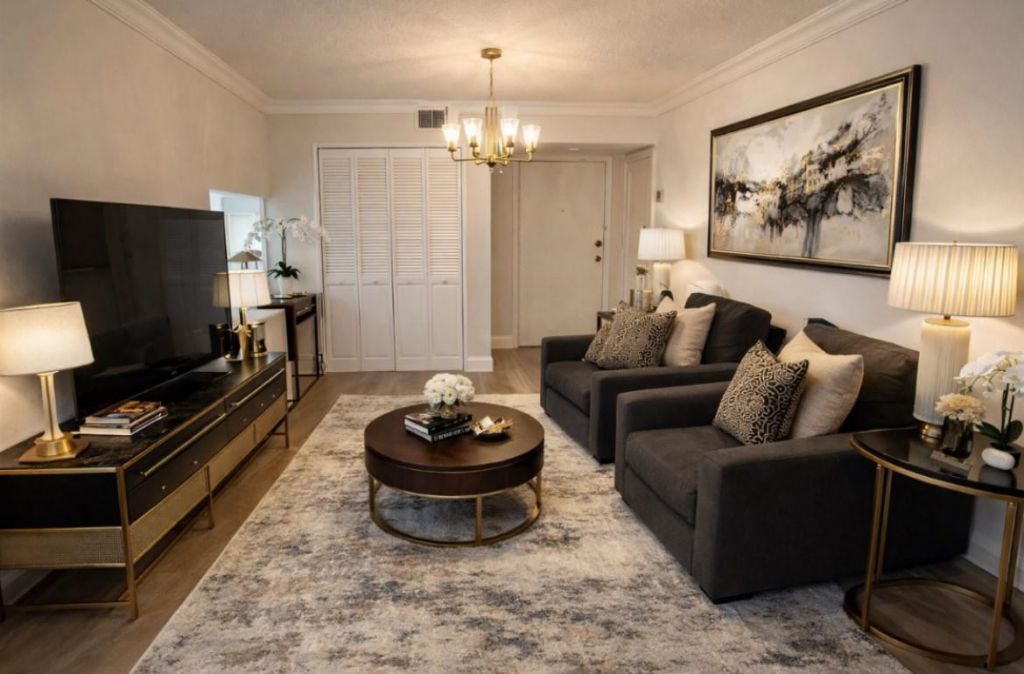 7040 Coral Way, Unit 502, Miami, FL 33155 Photo