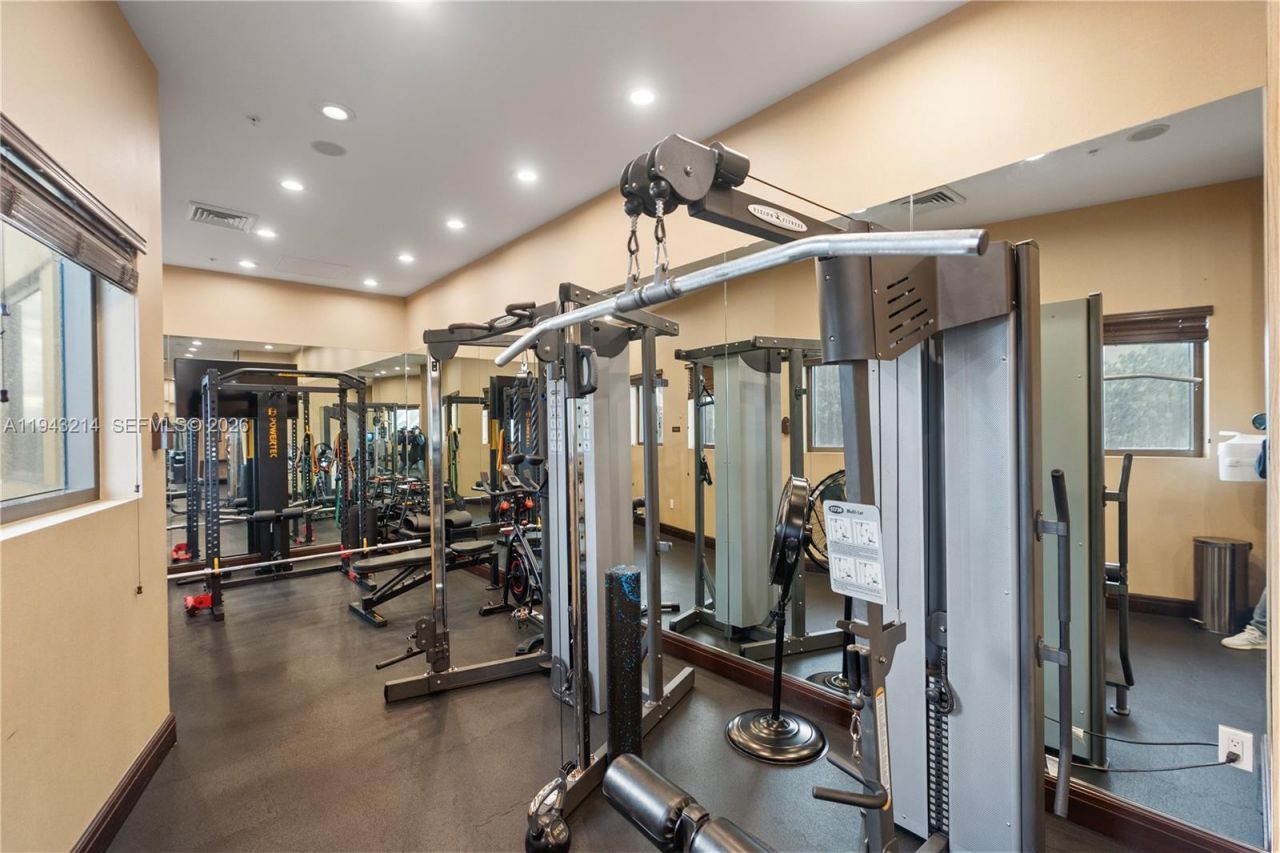 16275 Collins Ave, Unit 902, Sunny Isles Beach, FL 33160 Photo