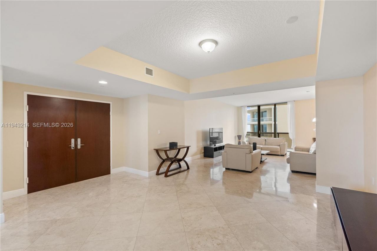 16275 Collins Ave, Unit 902, Sunny Isles Beach, FL 33160 Photo