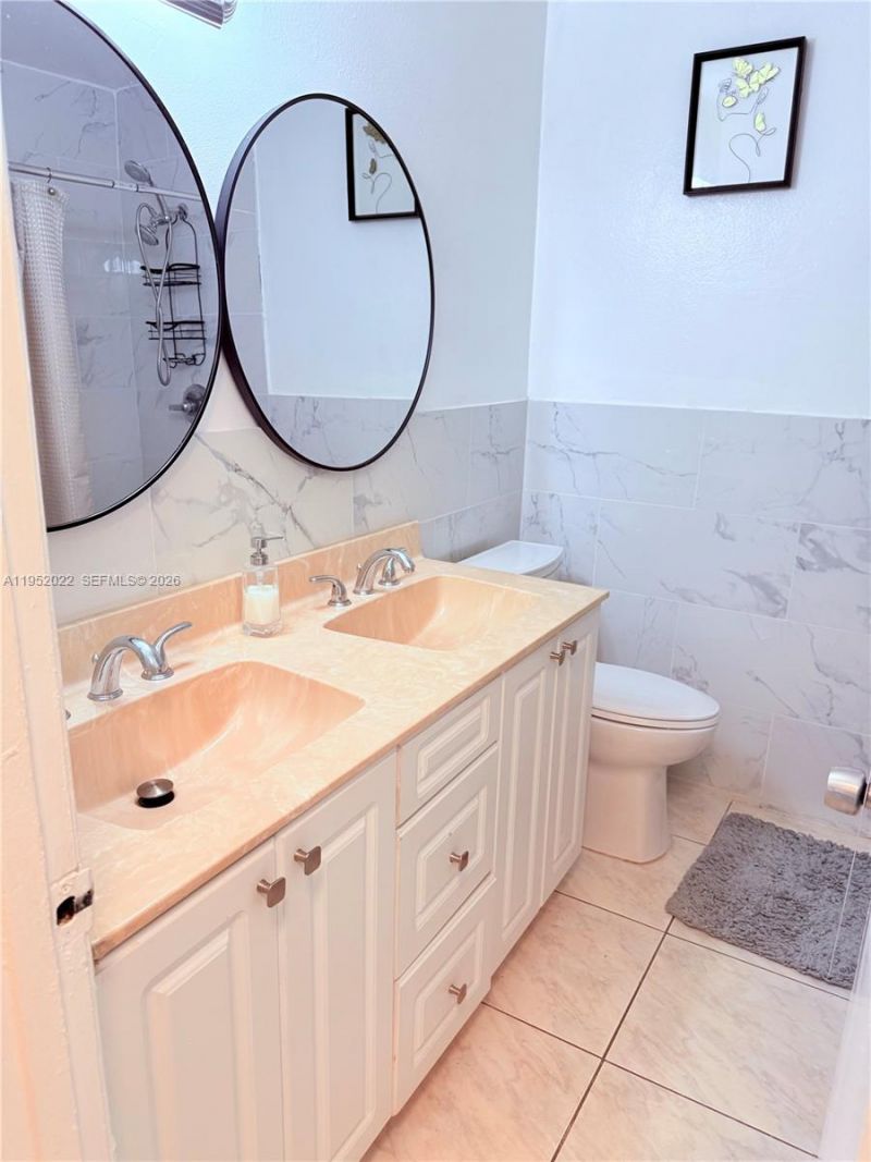 824 SW 12th Ct , Unit 826, Fort Lauderdale, FL 33315 Photo