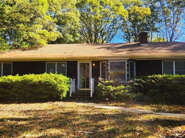 43 Hunter Avenue , Miller Place, NY 11764