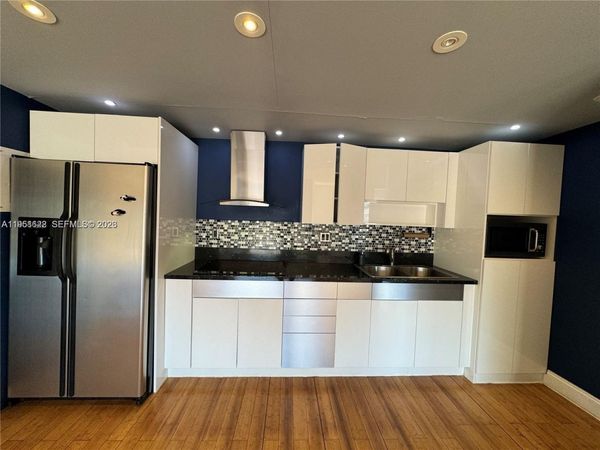 4350 NW 79th Ave, Unit 2A, Doral, FL 33166