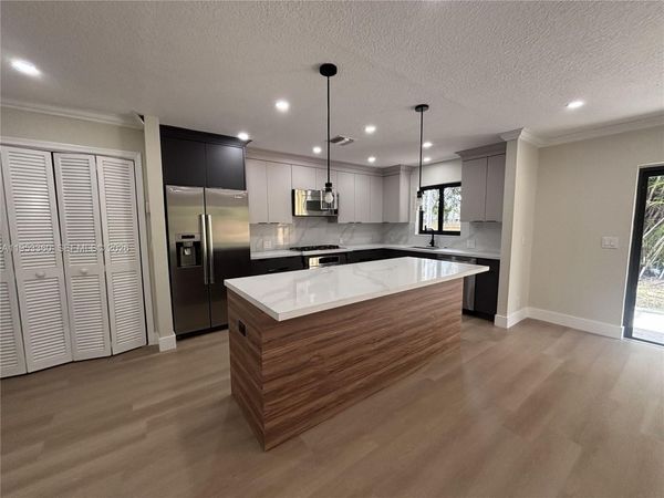 2660 Starwood Cir, West Palm Beach, FL 33406