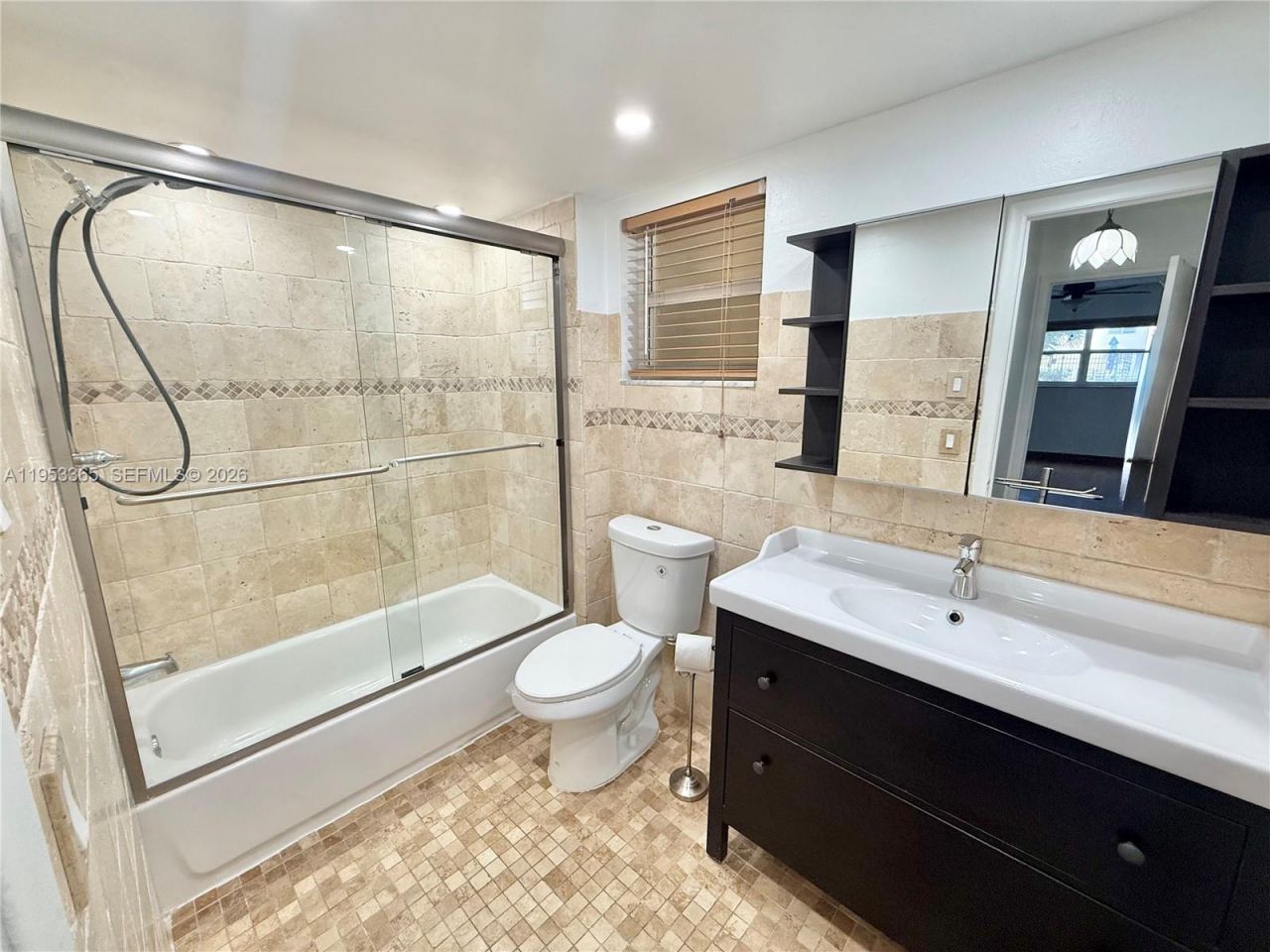 901 NE 14th Ave , Unit 104, Hallandale Beach, FL 33009 Photo