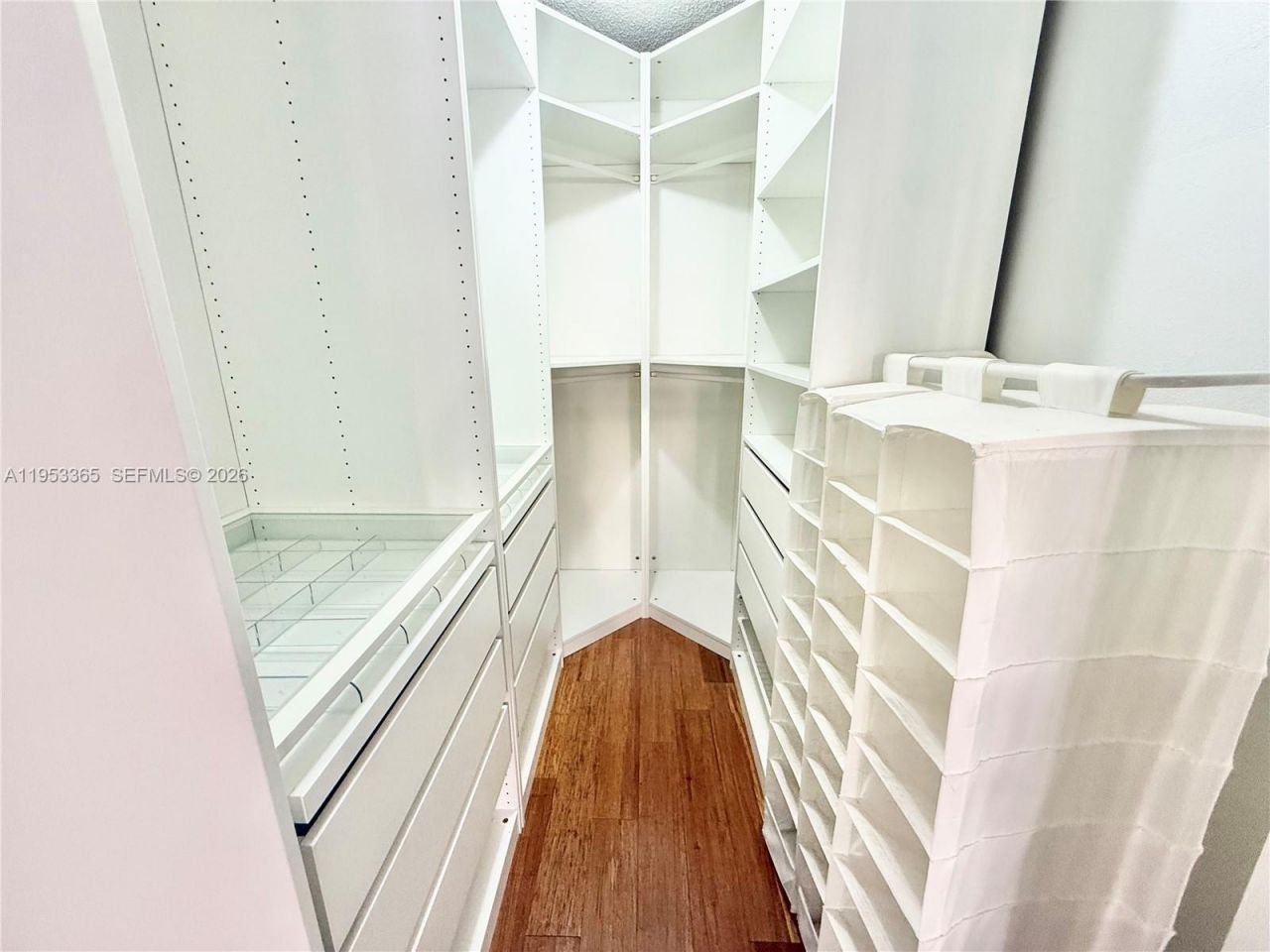 901 NE 14th Ave , Unit 104, Hallandale Beach, FL 33009 Photo