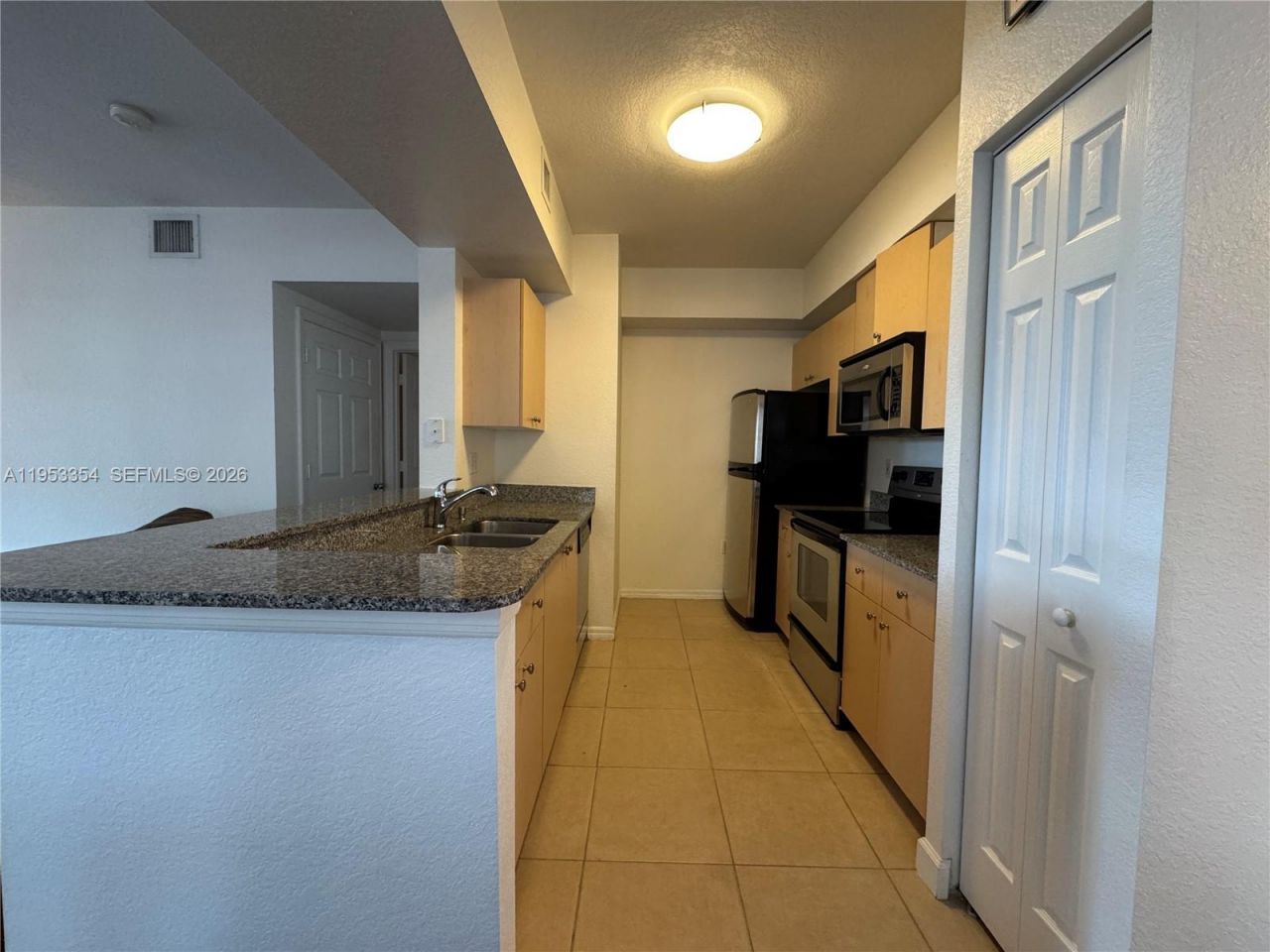 2557 Centergate Dr , Unit 101, Miramar, FL 33025 Photo