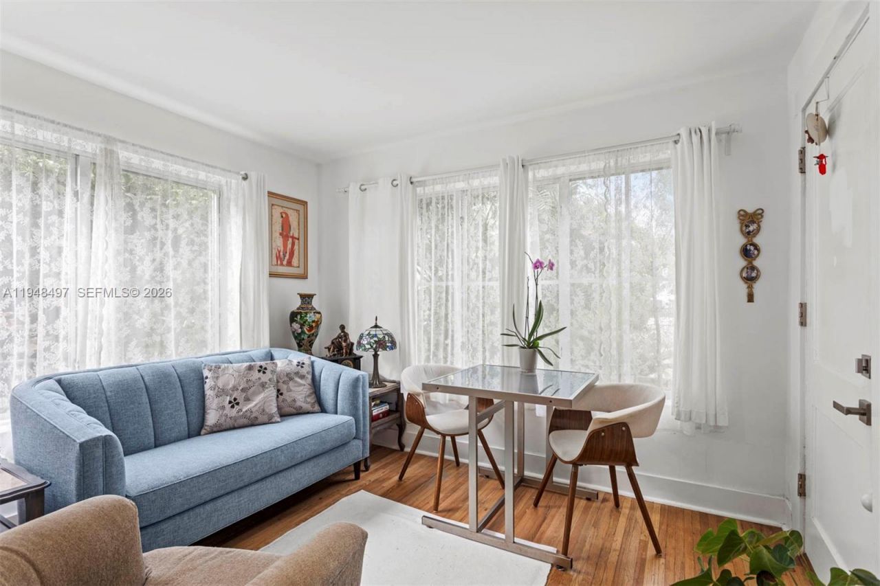 1360 SW 14th St , Miami, FL 33145 Photo