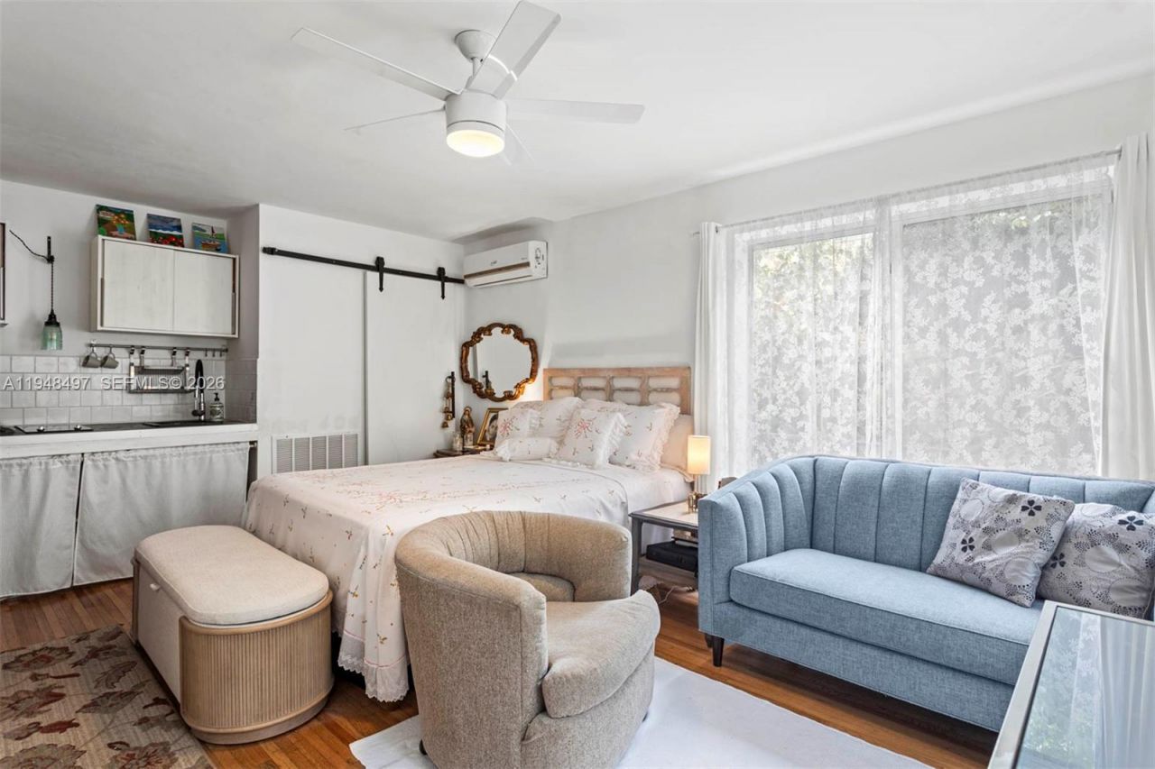 1360 SW 14th St , Miami, FL 33145 Photo