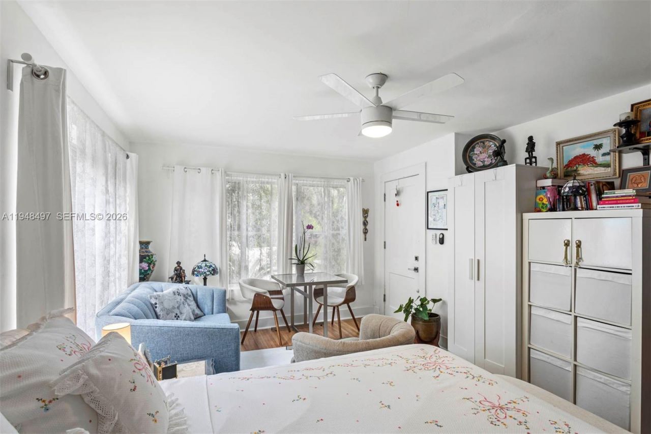 1360 SW 14th St , Miami, FL 33145 Photo