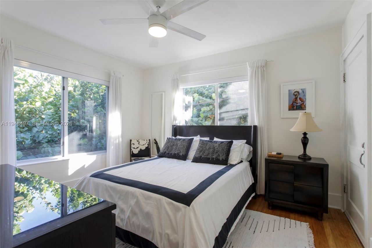 1360 SW 14th St , Miami, FL 33145 Photo