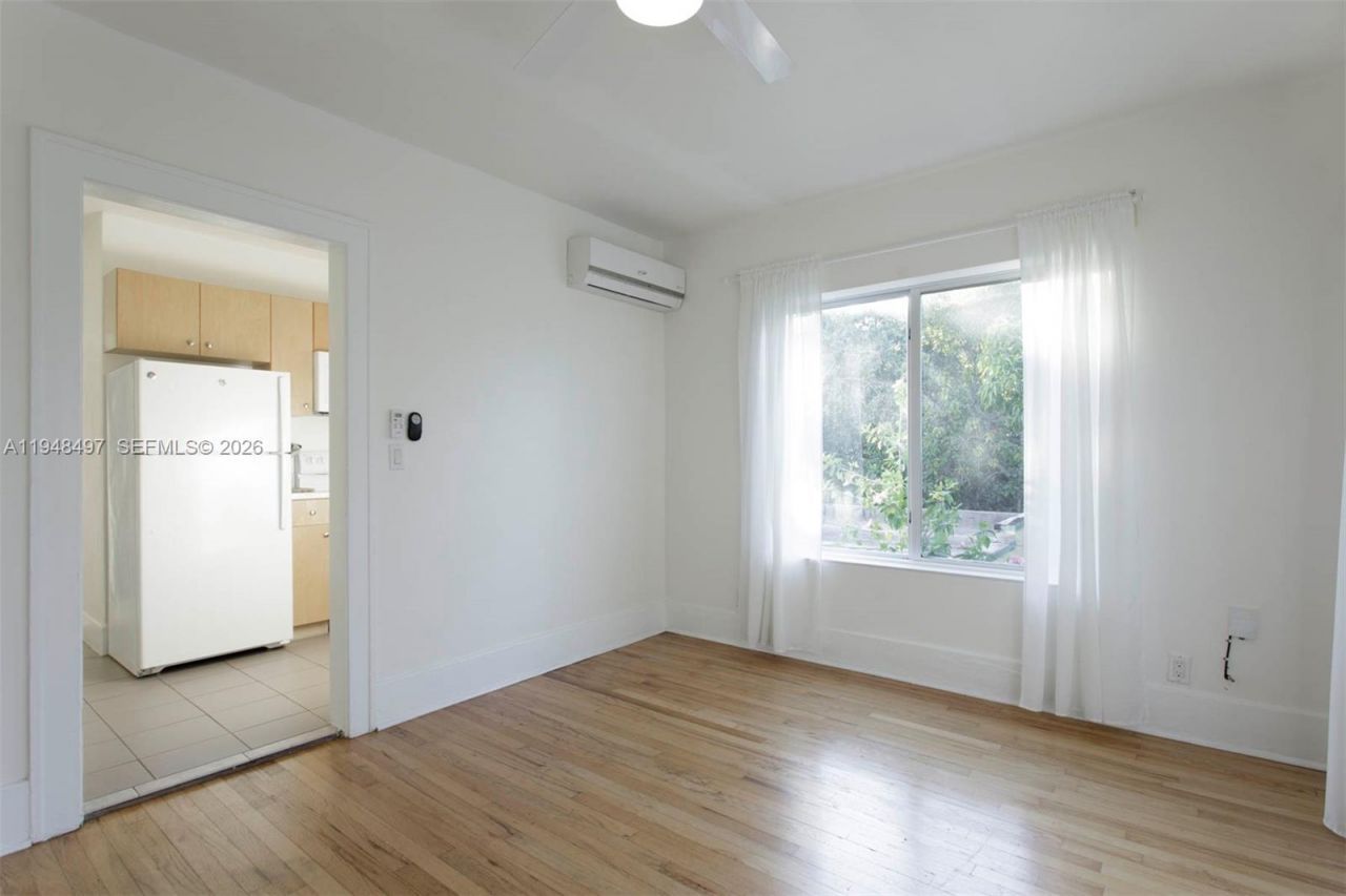 1360 SW 14th St , Miami, FL 33145 Photo