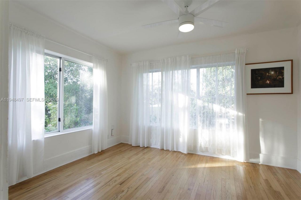 1360 SW 14th St , Miami, FL 33145 Photo