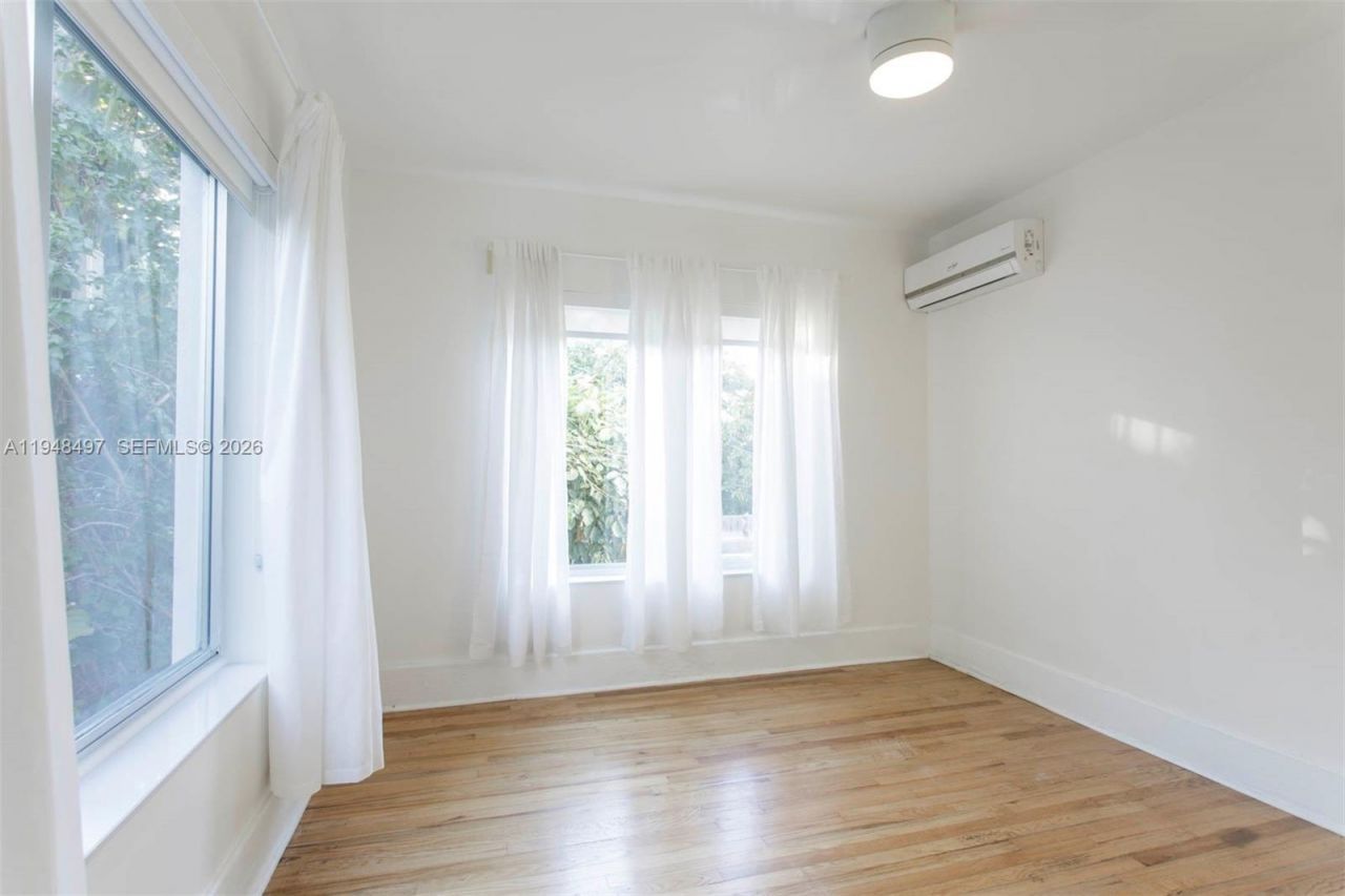 1360 SW 14th St , Miami, FL 33145 Photo