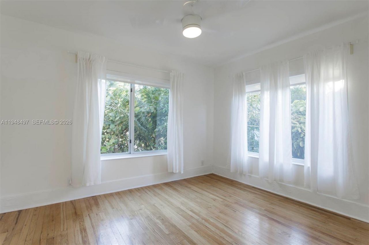 1360 SW 14th St , Miami, FL 33145 Photo