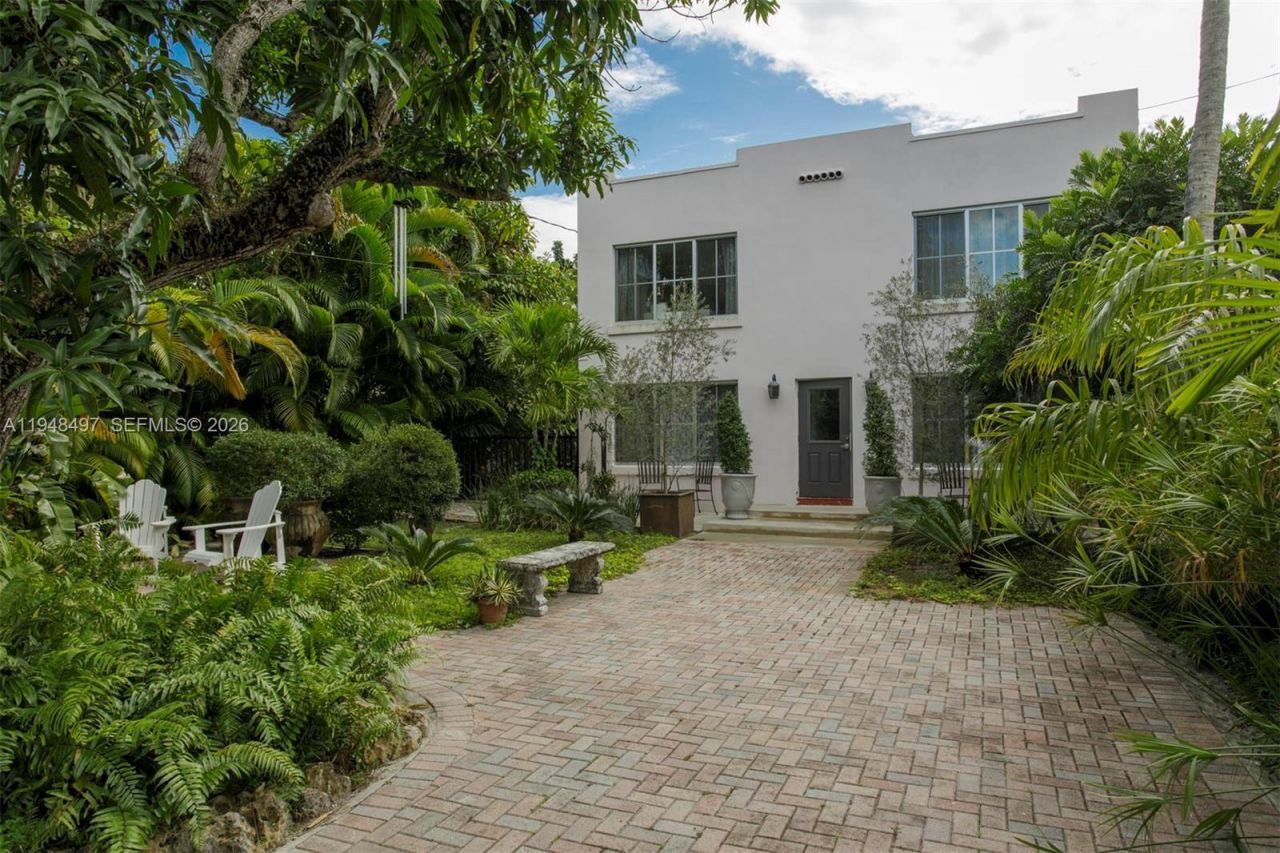 1360 SW 14th St , Miami, FL 33145 Photo