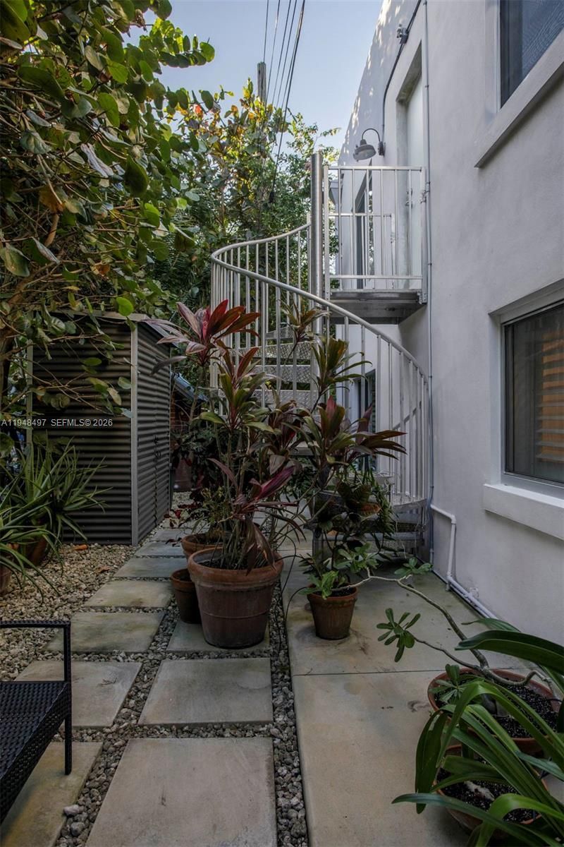 1360 SW 14th St , Miami, FL 33145 Photo