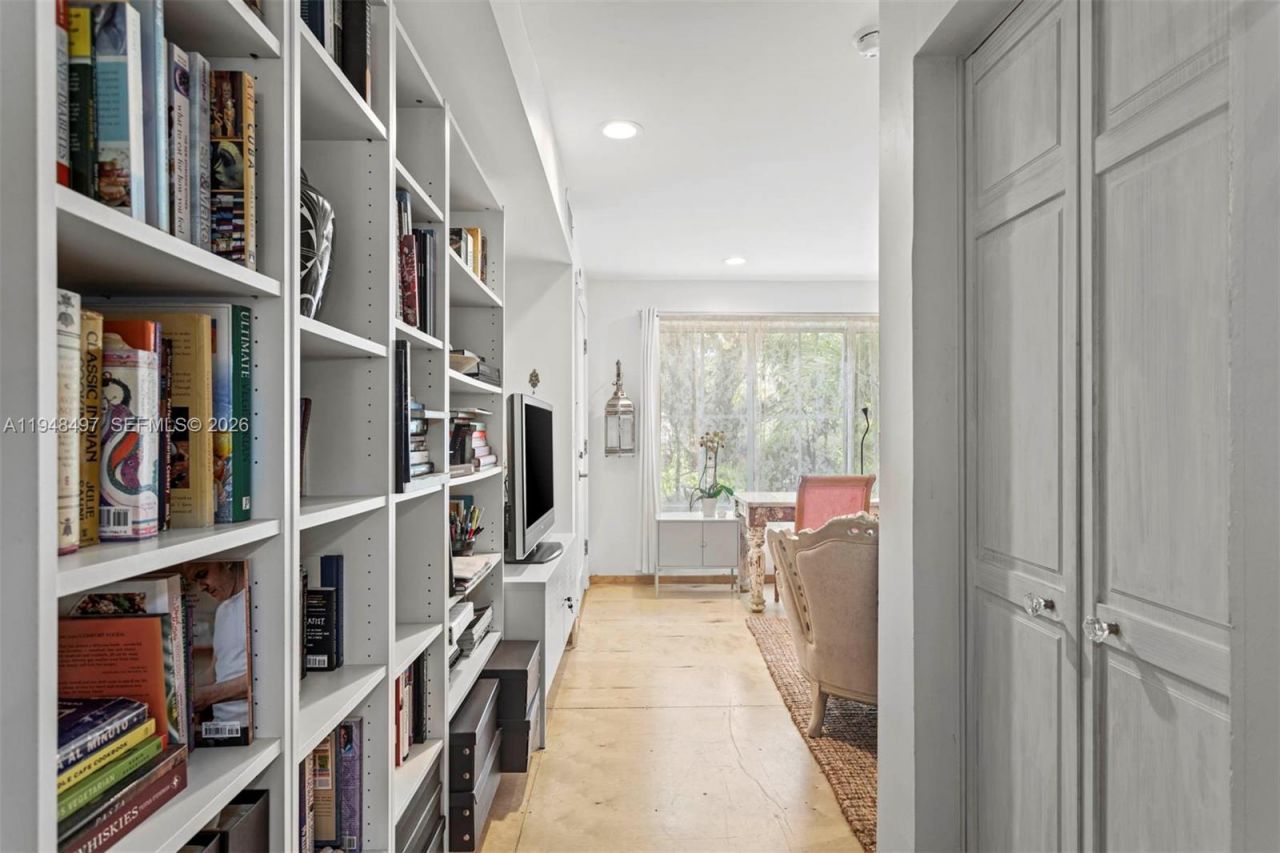 1360 SW 14th St , Miami, FL 33145 Photo