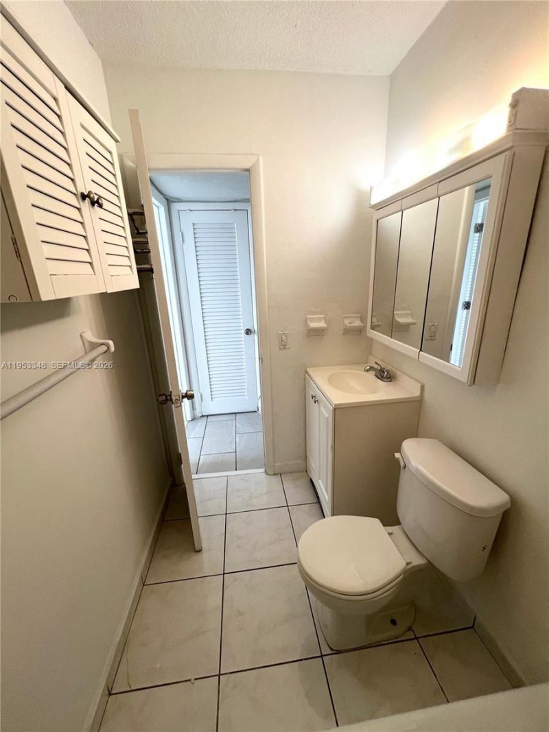 1800 79th St Cswy, Unit A305, North Bay Village, FL 33141 Photo