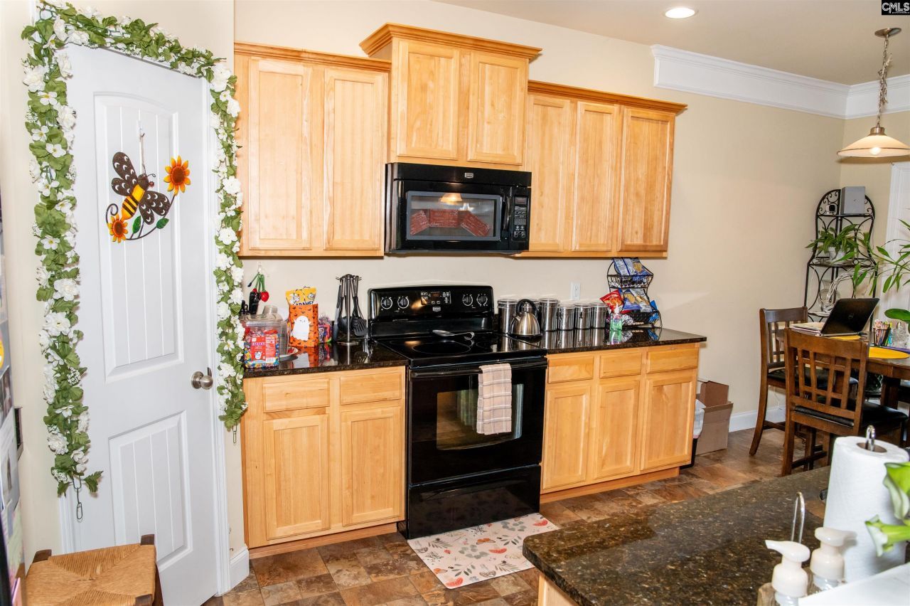 148 Fox Squirrel Circle Photo 21