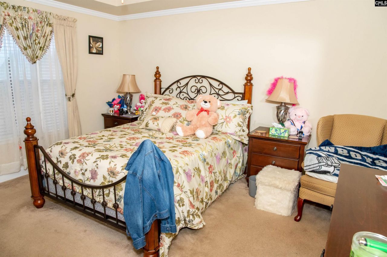 148 Fox Squirrel Circle Photo 26