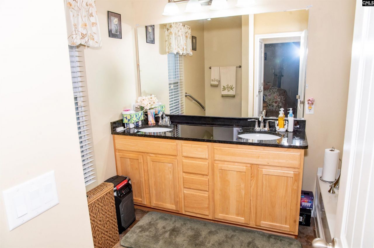 148 Fox Squirrel Circle Photo 32