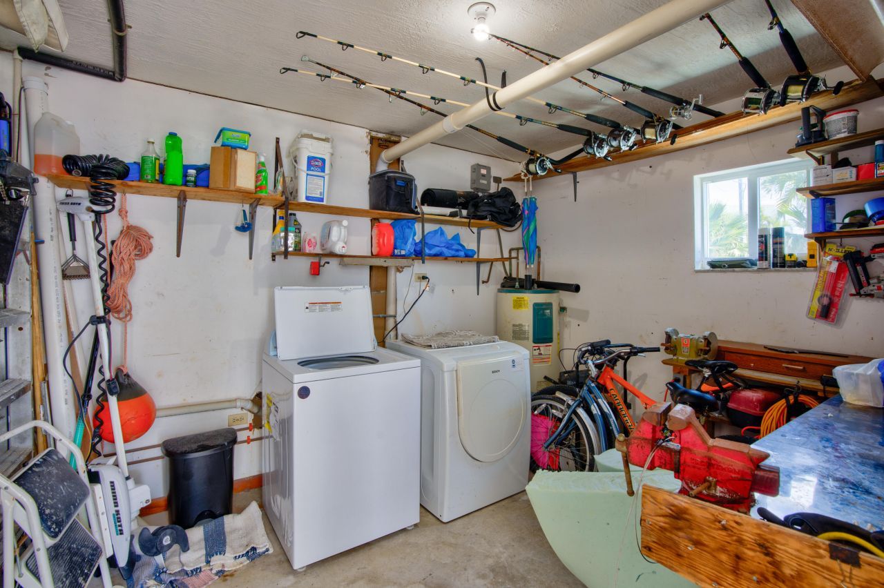 233 Ann Bonny Drive, Key Largo, FL 33037 Photo