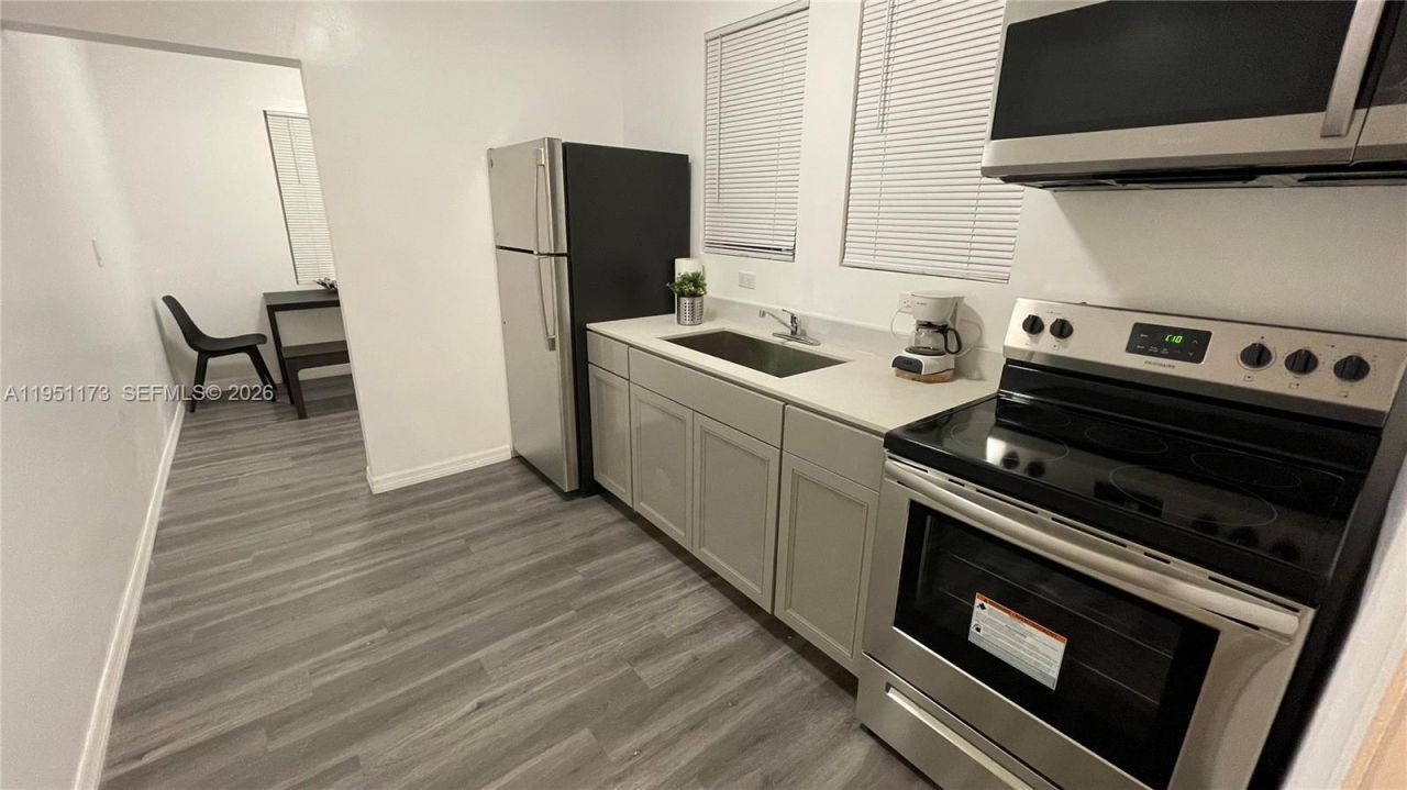 2993 SW 16th Ter, Miami, FL 33145 Photo